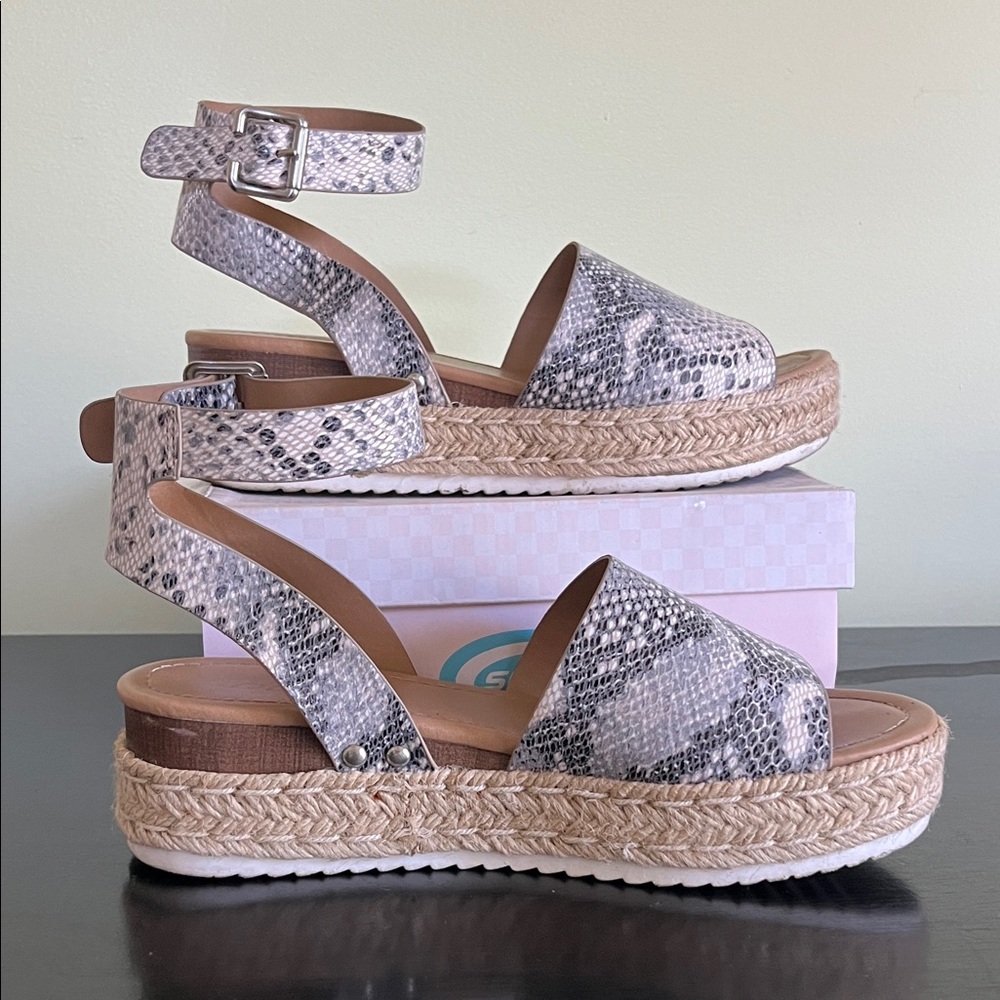 Soda Topic Beige Python Platform Espadrille Wedge… - image 1